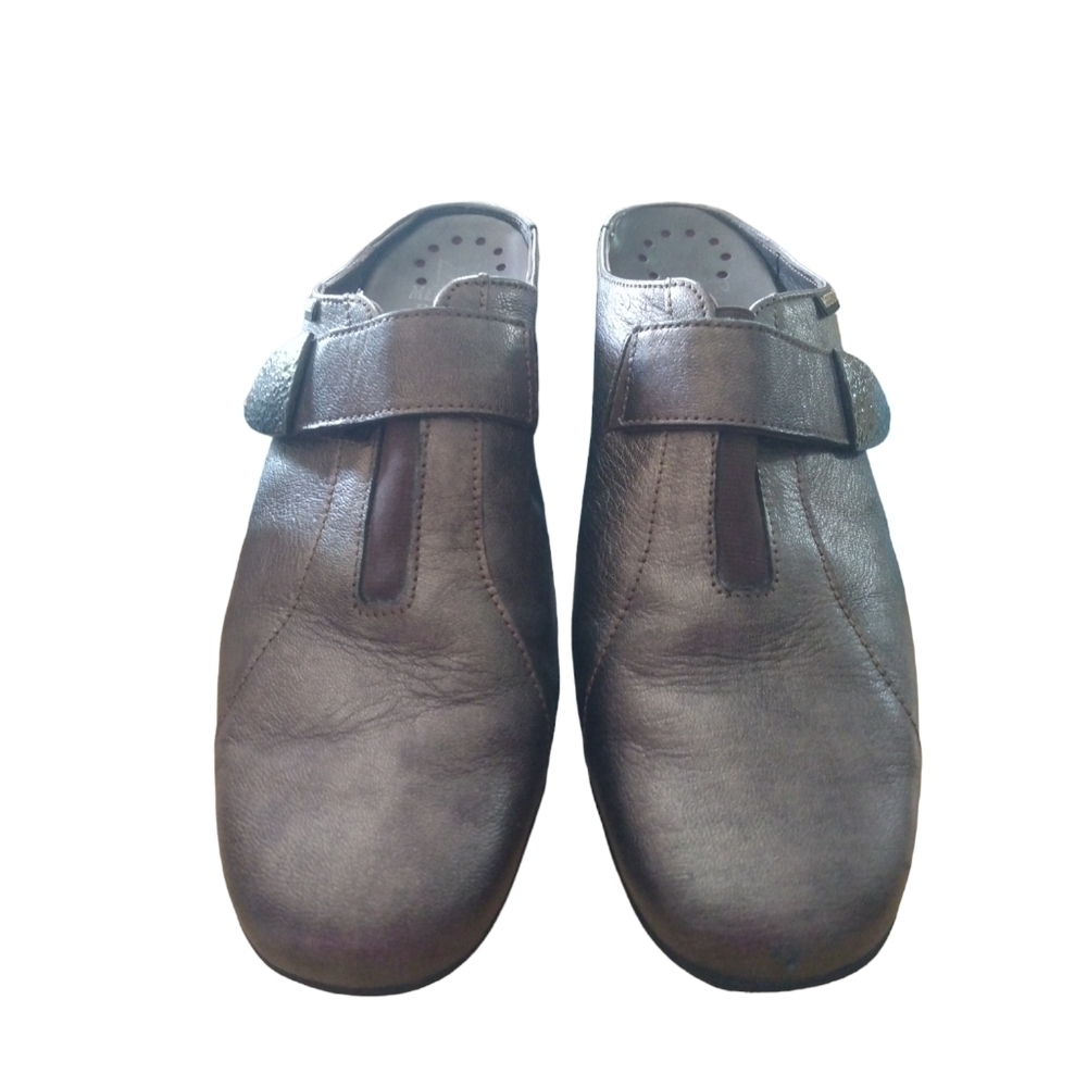 Mephisto Metallic Air Jet Heeled Mule Shoes 8.5